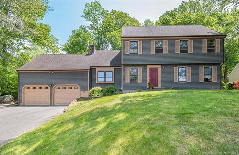 72 Leatherman Trl, Hamden, CT 06518