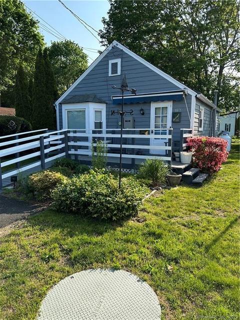88 Grove St #88D, Clinton, CT 06413