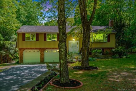 89 Abbey Rd, East Hampton, CT 06424