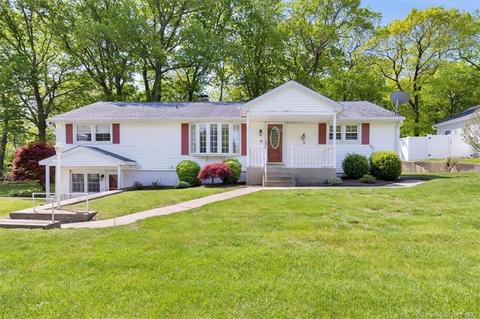 36 Chestnut Dr, Wolcott, CT 06716