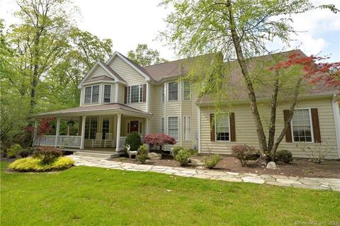 80 Country Ln, Bethany, CT 06524