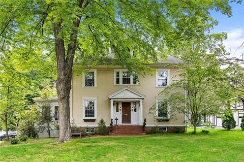 2000 Albany Ave, West Hartford, CT 06117