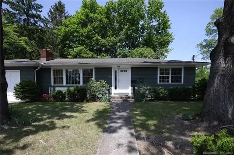 162 Lincoln St, Naugatuck, CT 06770