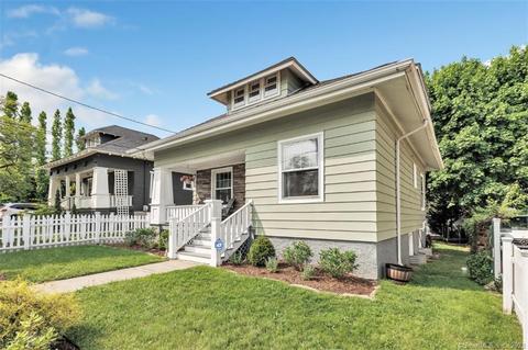 173 Bennett St, Bridgeport, CT 06605