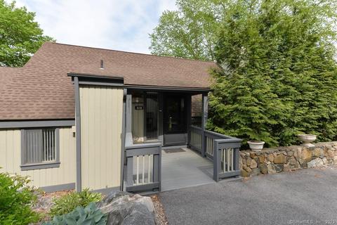 43 Heritage Vlg #B, Southbury, CT 06488