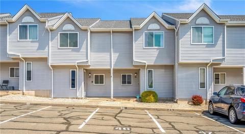 155 Redstone Hill Rd #46, Bristol, CT 06010