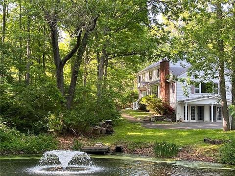 47 Princes Pine Rd, Norwalk, CT 06850
