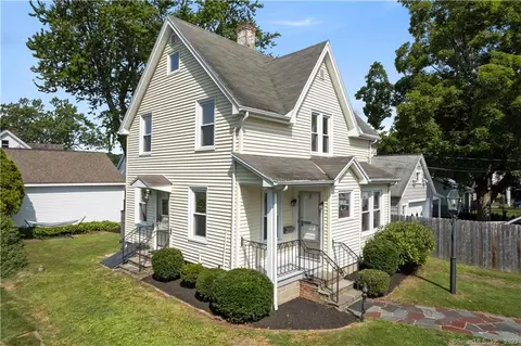 13 Greenmanville Ave, Mystic, CT 06355