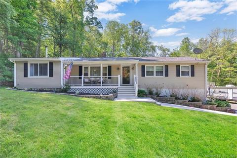 8 Shady Brook Ln, Shelton, CT 06484