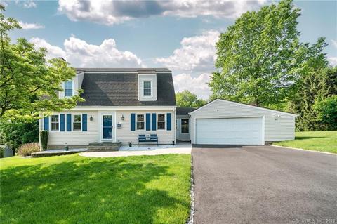 16 Desmond Dr, Wethersfield, CT 06109