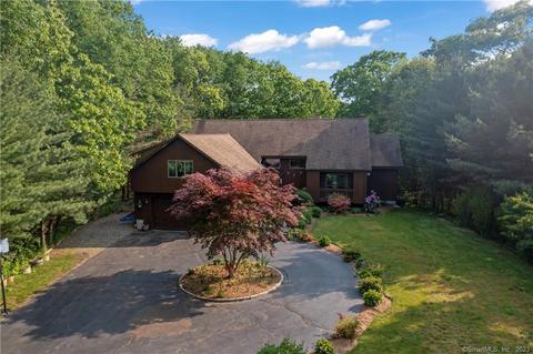185 Patricia Dr, Stratford, CT 06614