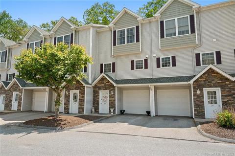 296 Hamilton Ave #23, Norwich, CT 06360