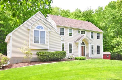 69 Ridge Blvd, East Granby, CT 06026
