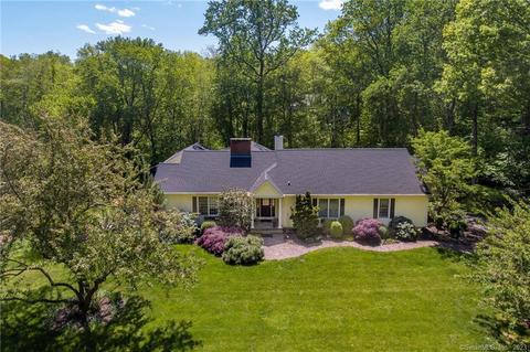 119 Laurel Crest Rd, Madison, CT 06443