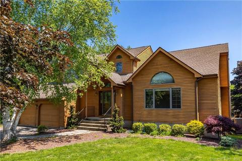 22 Cricket Ln, Rocky Hill, CT 06067