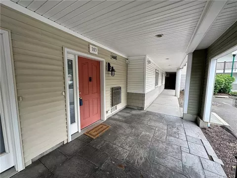 3250 Fairfield Ave #103, Bridgeport, CT 06605