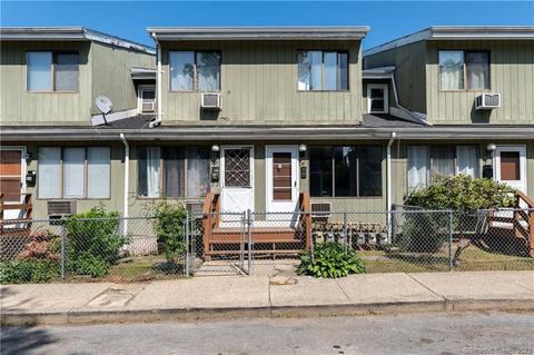 30 Ann St #30, Stamford, CT 06902
