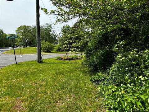 175 Shunpike Rd, Cromwell, CT 06416