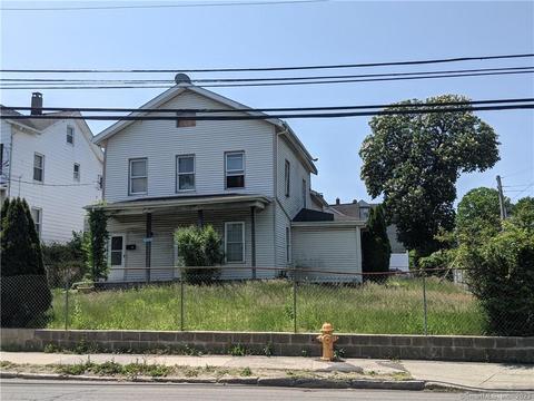 42 New St, Danbury, CT 06810