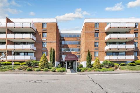 50 Birdseye St #305, Stratford, CT 06615