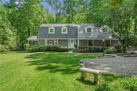 50 Judges Hollow Rd, Fairfield, CT 06824