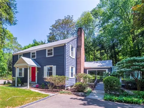 44 Compo Rd N, Westport, CT 06880