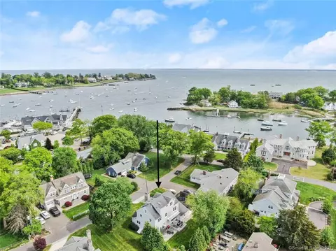 6 Mayflower Rd, Darien, CT 06820