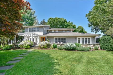383 Old Post Rd, Fairfield, CT 06824
