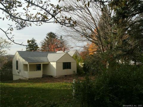 6 Prout Hill Rd, Middletown, CT 06457
