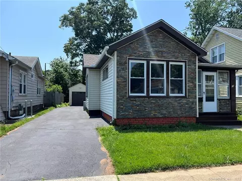 14 Curtiss Ave, West Haven, CT 06516