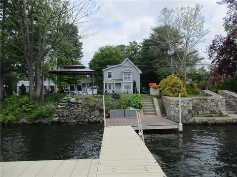 216 E Lake St, Winchester, CT 06098
