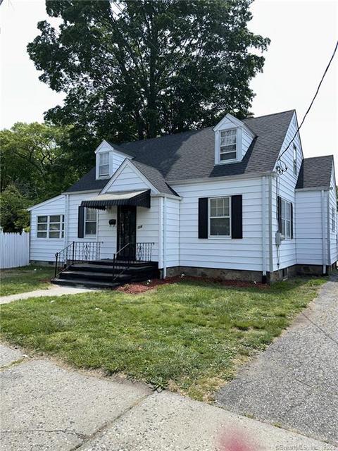 108 Texas Ave, Bridgeport, CT 06610