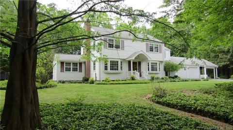 11 Westridge Dr, Simsbury, CT 06070
