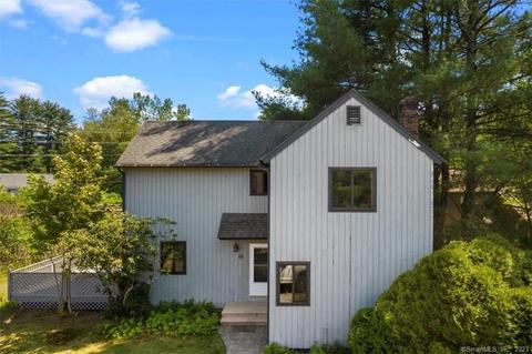 10 Nutmeg Ct #10, Simsbury, CT 06070