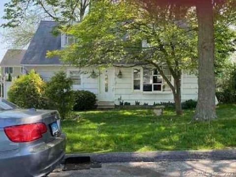 26 Webster Rd, Stamford, CT 06902