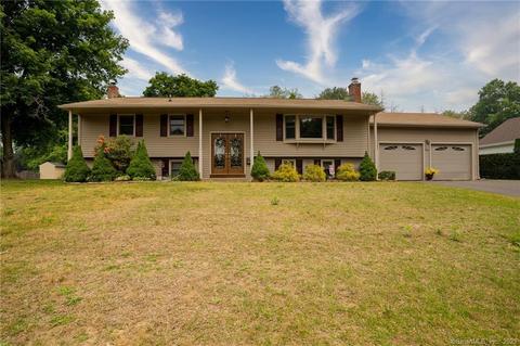 12 Woodland St, Enfield, CT 06082