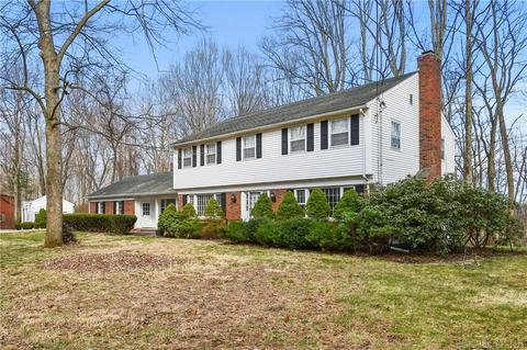 551 Brownstone Rdg, Meriden, CT 06451