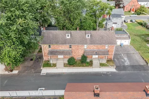 14 Spring St, Enfield, CT 06082