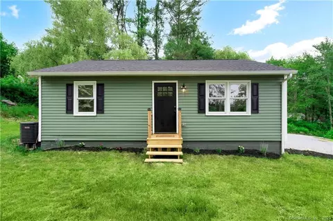 424 South St, Litchfield, CT 06759