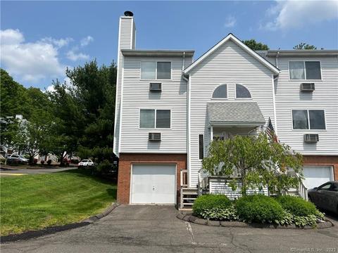 925 Oronoke Rd #15A, Waterbury, CT 06708