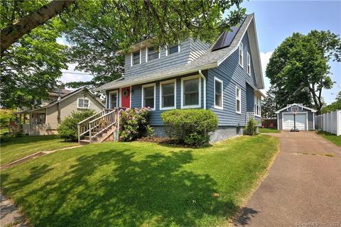 82 Fairview St, Milford, CT 06460