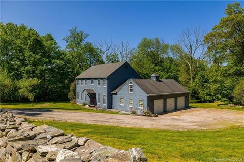 385 Stetson Rd, Brooklyn, CT 06234
