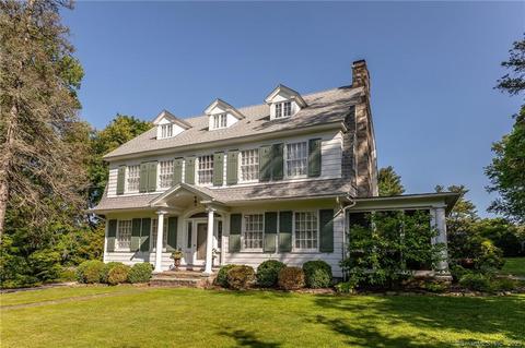 53 Hamilton Ave, Watertown, CT 06795