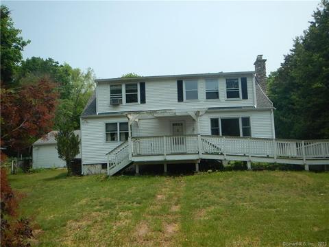 16 Roosevelt Dr, Seymour, CT 06483