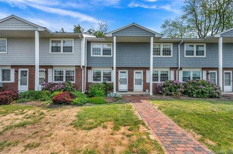 25 Riverside Dr #A4, Clinton, CT 06413