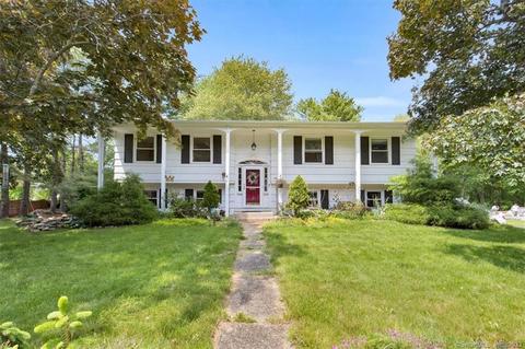 174 Glenview Dr, Newington, CT 06111