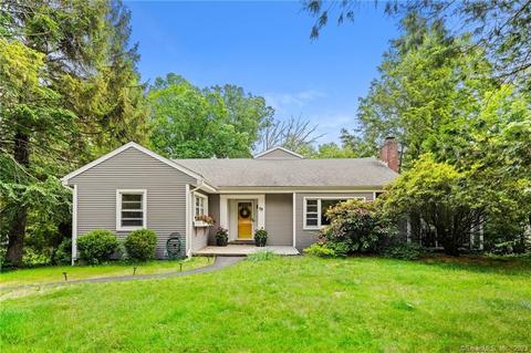 89 Dyer Ave, Canton, CT 06019