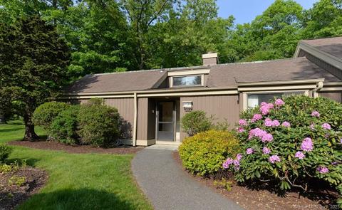 878 Heritage Vlg #A, Southbury, CT 06488