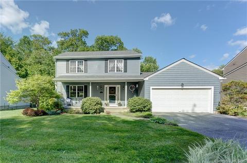 447 Lorraine Ln, Torrington, CT 06790