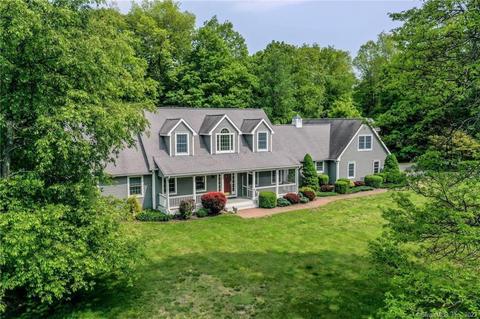 110 Washington Ridge Rd, New Milford, CT 06776